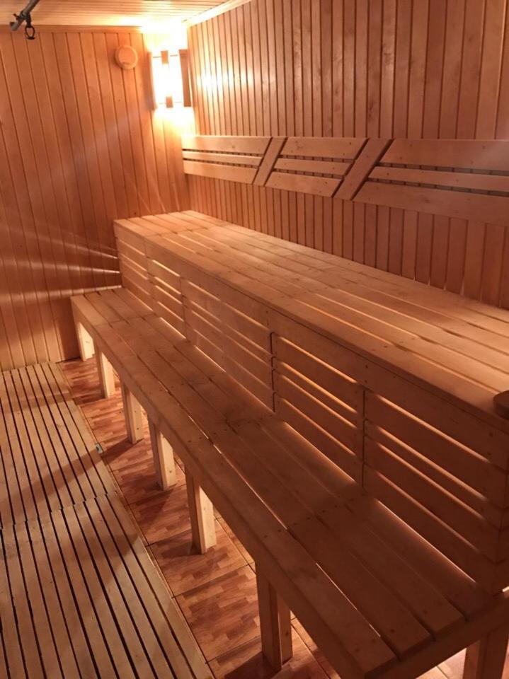 Mirage Hotel Kosztanaj Kültér fotó